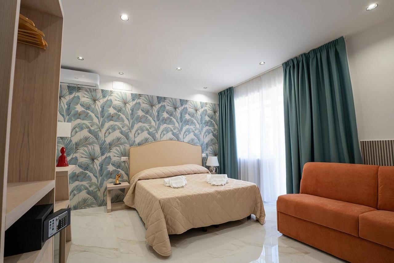 Pc Boutique H Napoli Centro, By Clapa Group Hotel Exterior photo